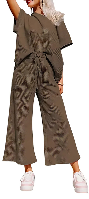 Trendiger Zweiteiler-Look