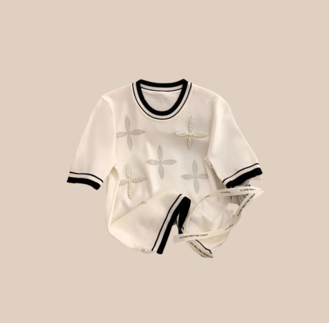 Elegantes Strass-T-Shirt – Sportlich & Glamourös zugleich!