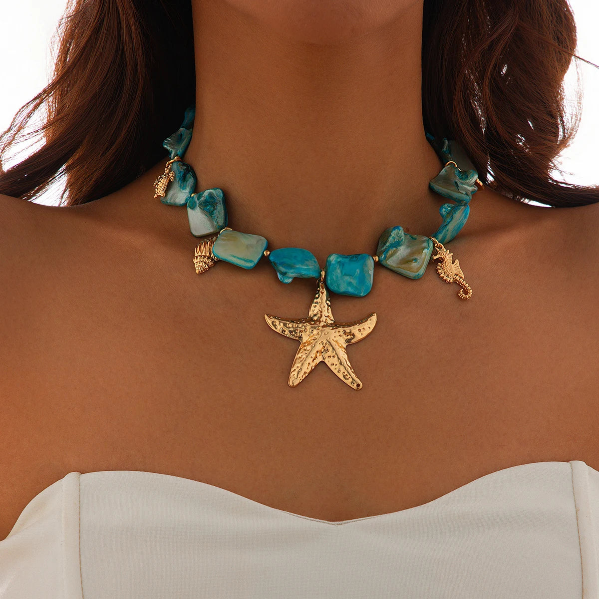 Goldene Meereswelt – Eleganz trifft Strandfeeling