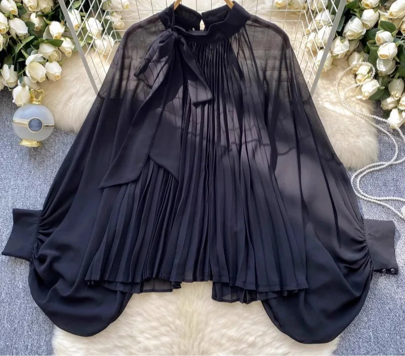 Elegante Bluse mit Schleife