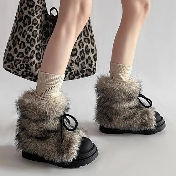 Trendige Fell-Boots für kalte Tage