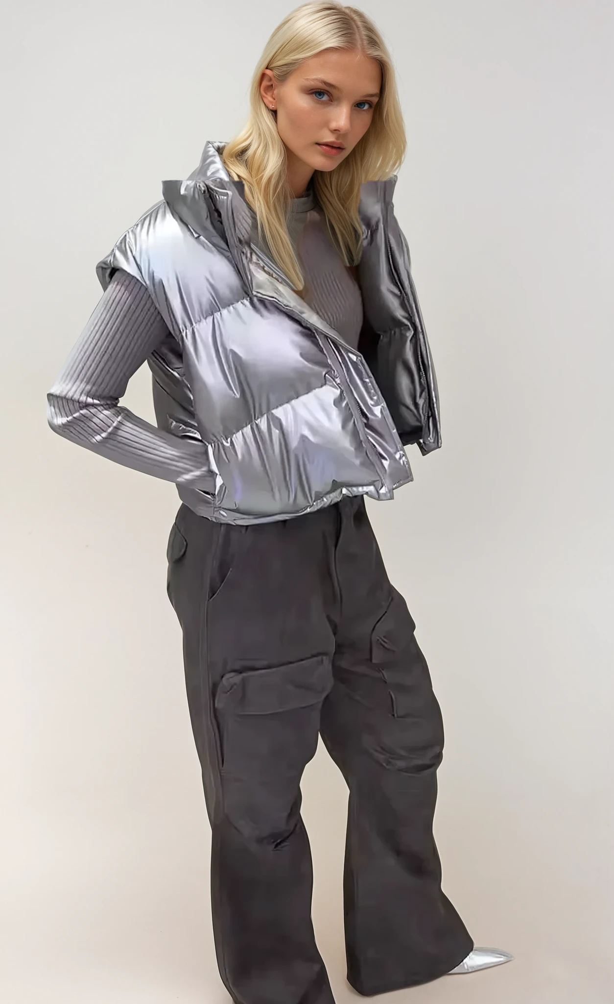 Stylische Puffer Weste in Metallic-Optik
