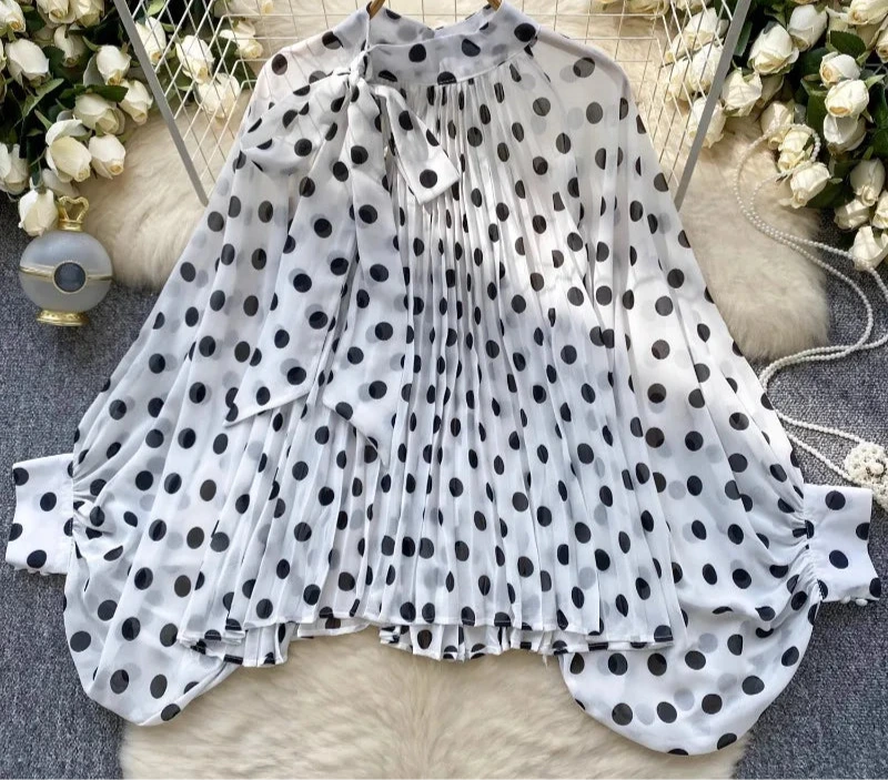 Elegante Bluse mit Schleife