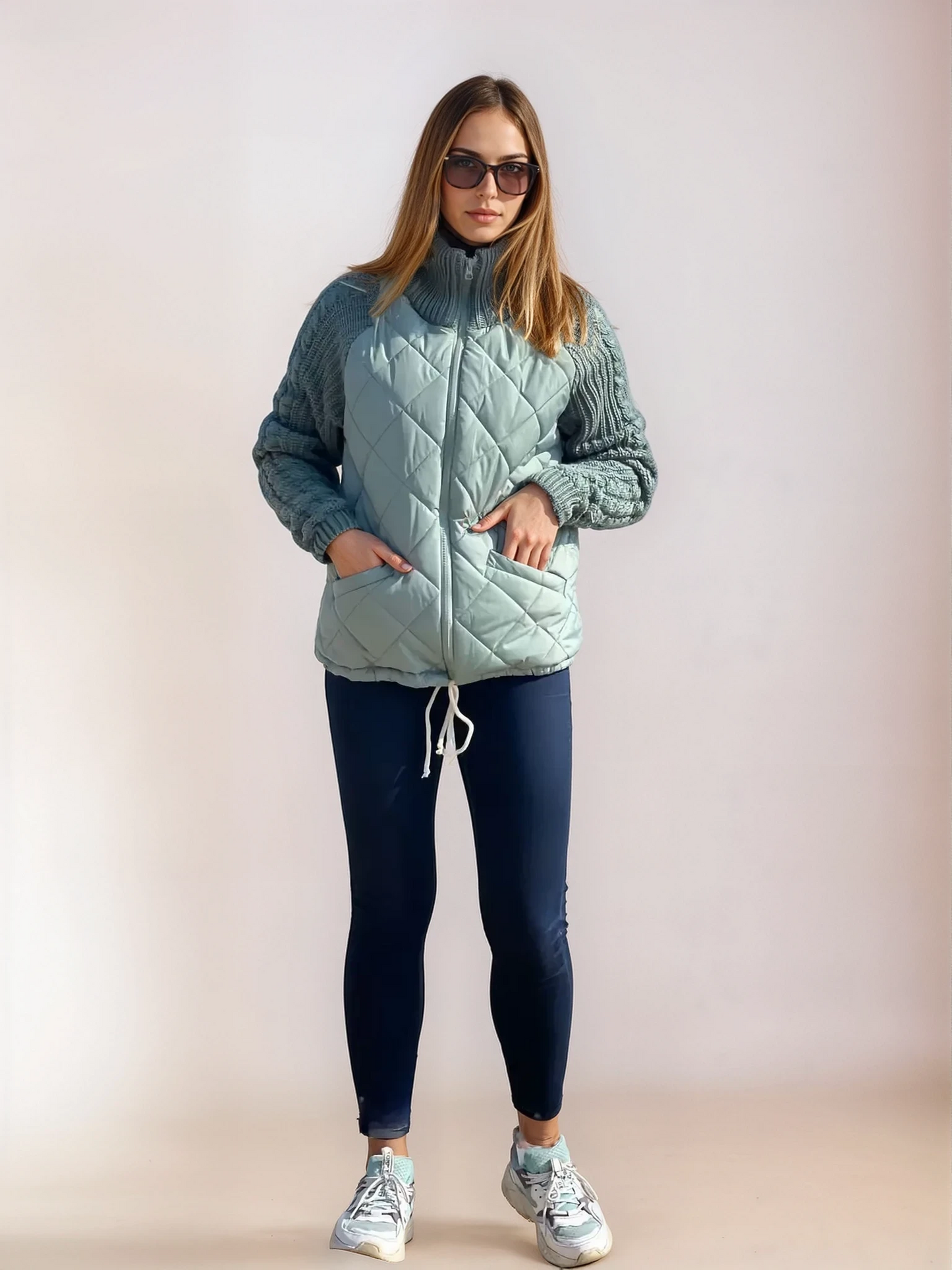 Trendige Steppjacke mit Strickärmeln