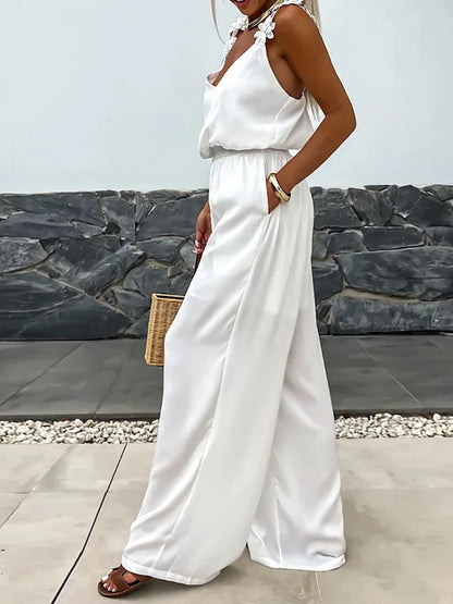 Sommer-Jumpsuit mit Blumen-Details