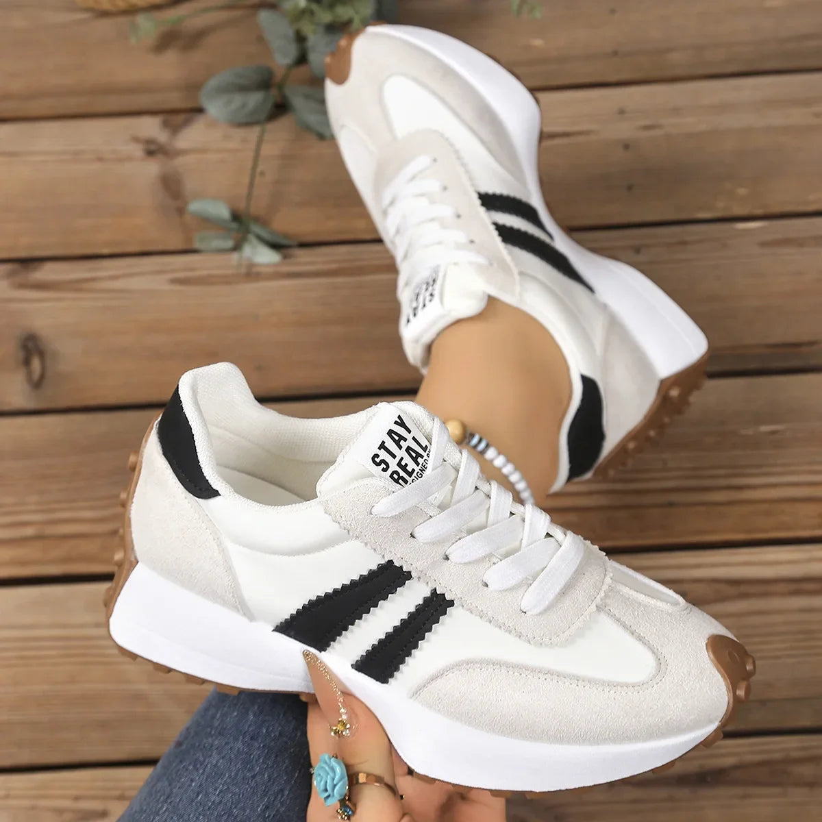 Comfort Sneaker