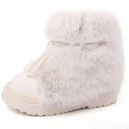 Trendige Fell-Boots für kalte Tage